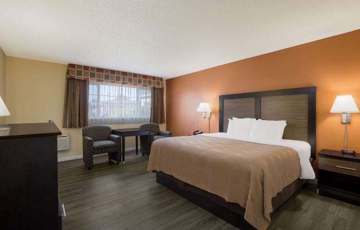 Quality Inn & Suites Medford Airport
