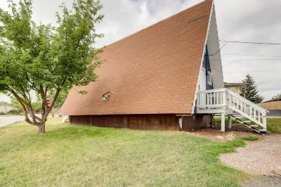 Charming Evanston A-Frame Dog Friendly!