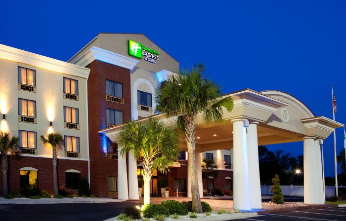 Holiday Inn Express & Suites Douglas by IHG
