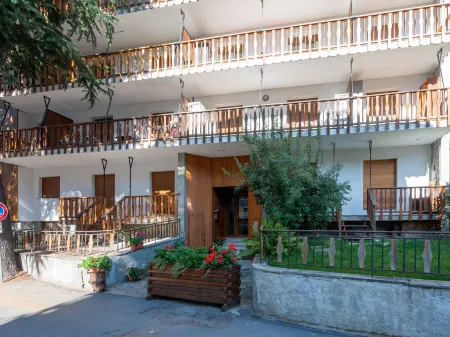 Ginevra Отели рядом с достопримечательностью «3Sixty»