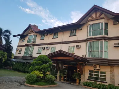 Chocolate and Berries Hotel Hotels near BulSU Center For Bulacan Studies