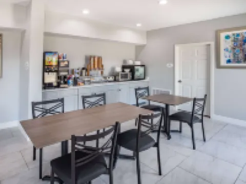 Baymont by Wyndham Freeport Texas Hotels in Freeport