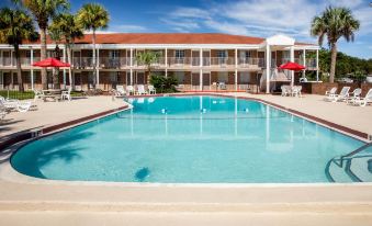 Super 8 by Wyndham Lake City