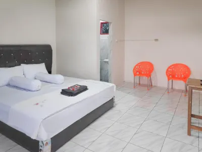 RedDoorz @ Jalan Ujung Aji Berastagi Hotel in zona deleng Singkut view