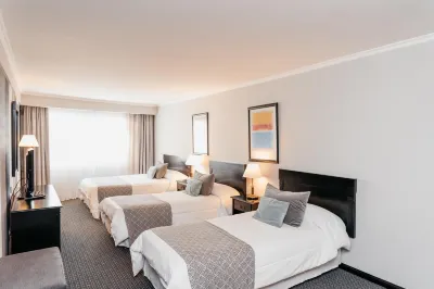 Plaza Real Suites Hotel