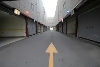 Gurye Mari Hotel - parking
