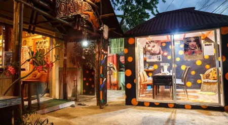 Lala Panzi Bed and Breakfast Отели рядом с достопримечательностью «Кафедральный собор Иммакулейт Консепшен»