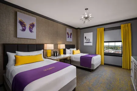 The Admiral, Downtown Historic District Отели в г. Мобил