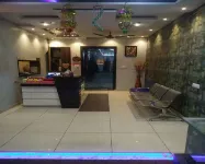 Raja Hotel