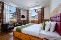 Tripli Hotels Conifer Wood Cottage Hotell i Simsa Village