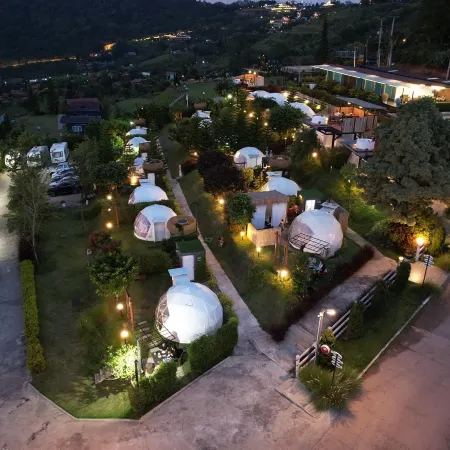 Stratus  Resort