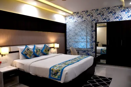 Hotel Kanishka International