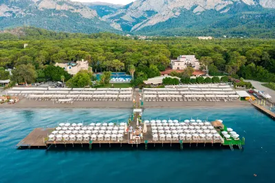 Ulusoy Kemer Holiday Club - Kids Concept Отели рядом с достопримечательностью «Каньон Гёйнюк»