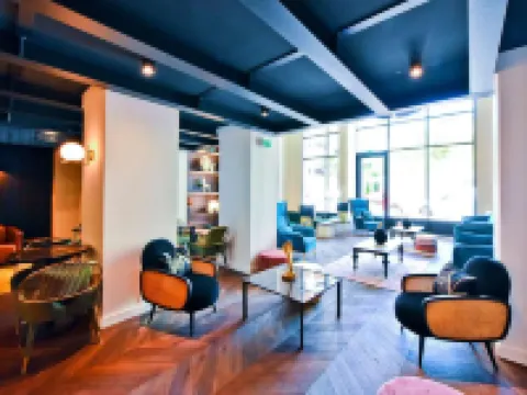 ホテル ラ ヴィラ ポール ドンティーブ & スパ アンティーブのホテル