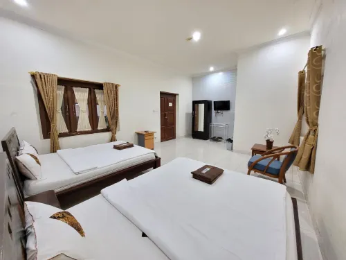 Ndalem Katong Guest House Ponorogo Hotels in Ponorogo