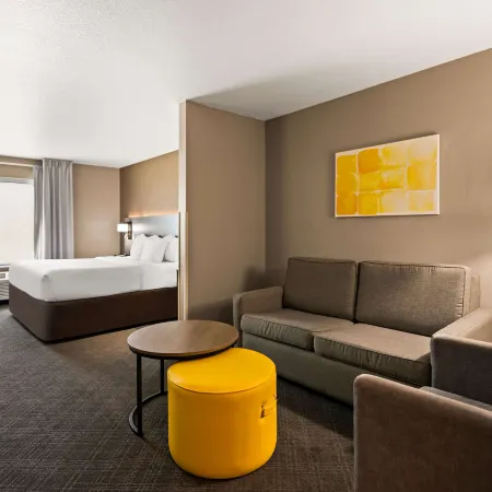 Comfort Suites Hudson I-94