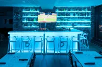 Travelodge by Wyndham Montreal Centre - Barer