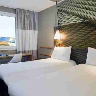 Hôtel ibis Toulon La Seyne Rooms