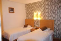 로열 즐리따 호텔