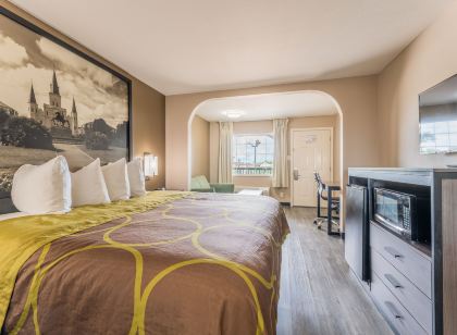 슈퍼 8 바이 윈덤 레이크 찰스 노스이스트