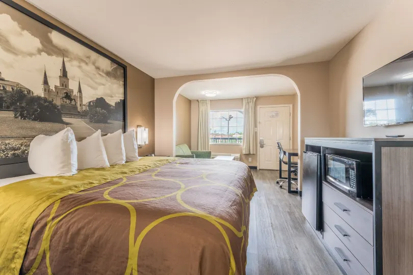 Super 8 by Wyndham Lake Charles Northeast
