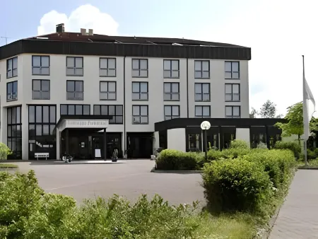 Lobinger-Parkhotel Отели в г. Гинген-на-Бренце