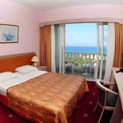Denizkizi Hotel Rooms