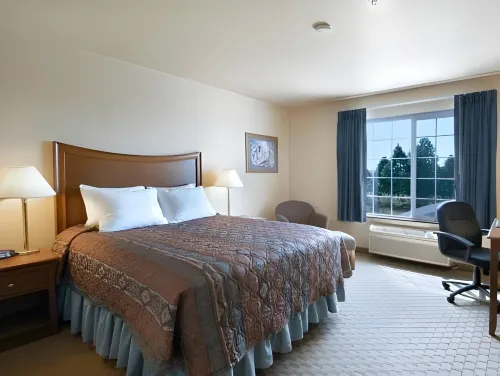 Red Lion Inn & Suites McMinnville Hotels in McMinnville