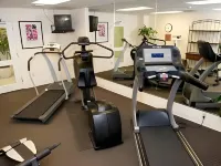 Cresthill Suites Syracuse - Gym