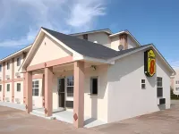Super 8 by Wyndham Chickasha Hotel in zona University of Science & Arts of Oklahoma