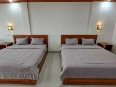 Family Stay Beach View at Omah Sundak 3 Hoteles en Tepus