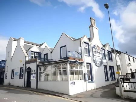 Kyle Hotel ‘A Bespoke Hotel’ Отели рядом с достопримечательностью «Museum Kyle Line»