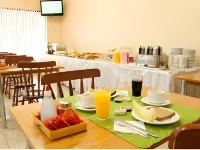Zallon Hotel Executivo - servizio colazione