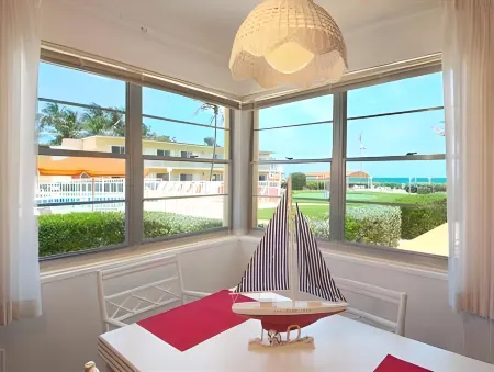 Delray Breakers on the Ocean Отели рядом с достопримечательностью «The Art Arena Gallery»