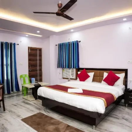 Hotel Pink Paradise ( Gorakhpur, UP)