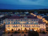 Savoy Spa & Kurhotel Hoteles cerca de Cvičák Cheb, ZKO Cheb - 252