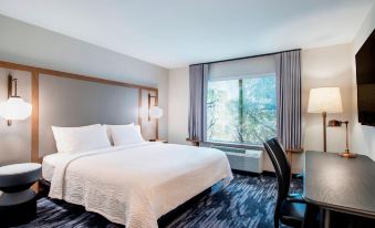 Fairfield Inn & Suites Kelowna