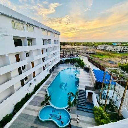 Seven Hills Hotel