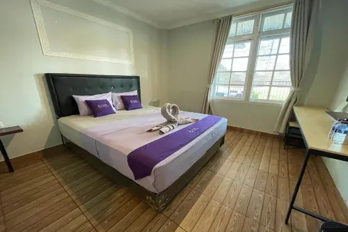 Take Guesthouse 2 Hoteles en Jambi