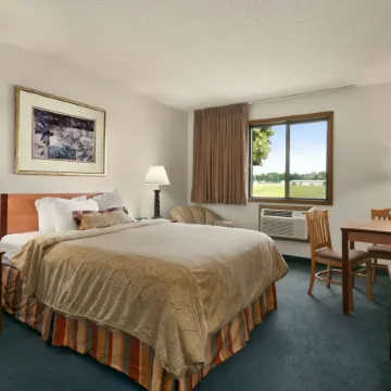 Days Inn by Wyndham Willmar