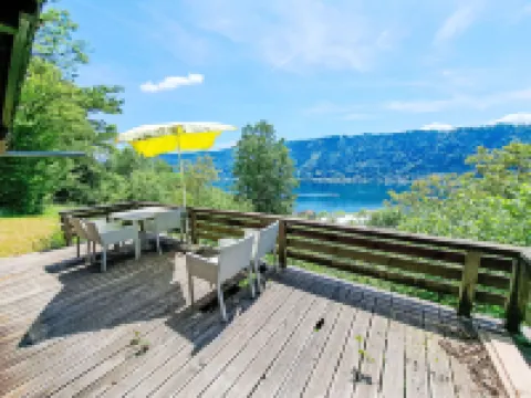 Häuschen am Waldrand Hotels in Treffen