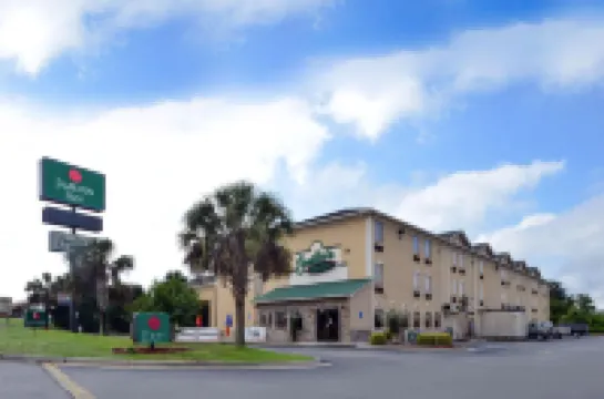 ベイモント バイ ウィンダム グローブタウン オーガスタ グローブタウンのホテル