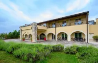 Leonardo Hotel Lago di Garda - Wellness and Spa Hotels near Church of Saint Salvador (San Salvar)