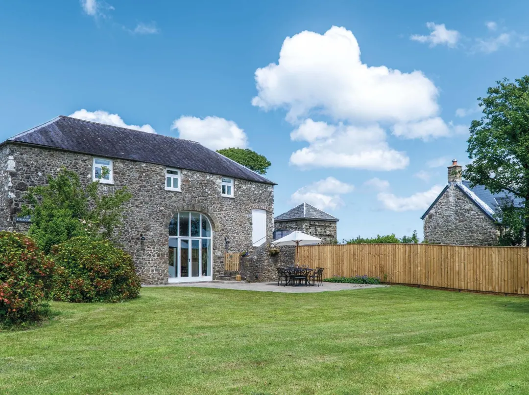 The Granary - 3 Bed Barn Conversion - Llawhaden - Pembrokeshire
