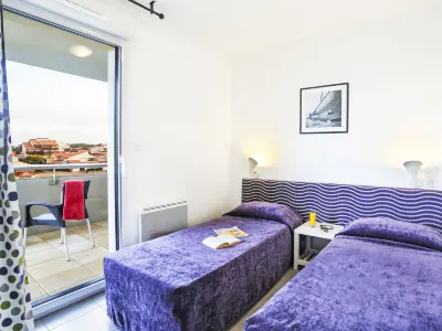 L'Estacade Hotels near E.Leclerc Capbreton