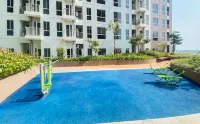 Comfy and Simply Studio Tokyo Riverside Pik 2 Apartment Hotels in Teluknaga