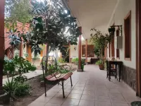 Hotel Halley Hotels in Vicuna