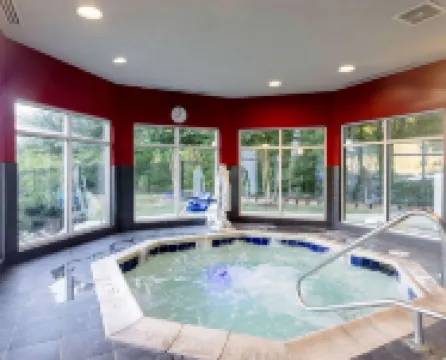 Comfort Suites Williamsburg Historic Area