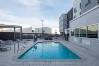 Fairfield Inn & Suites Anaheim Los Alamitos Hotels in Hawaiian Gardens