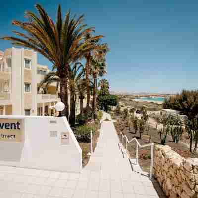 R2 Maryvent Beach Apartments Hotel Exterior